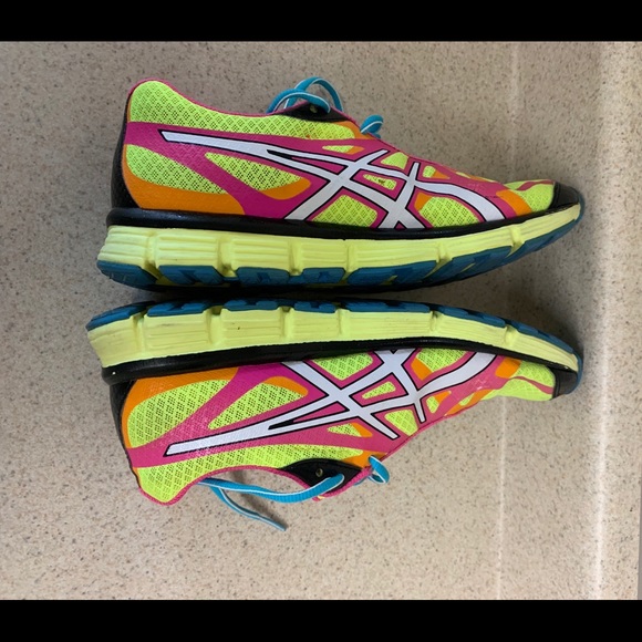 ASICS Gel Extreme 33 Shoes - sz 7 - Picture 6 of 13